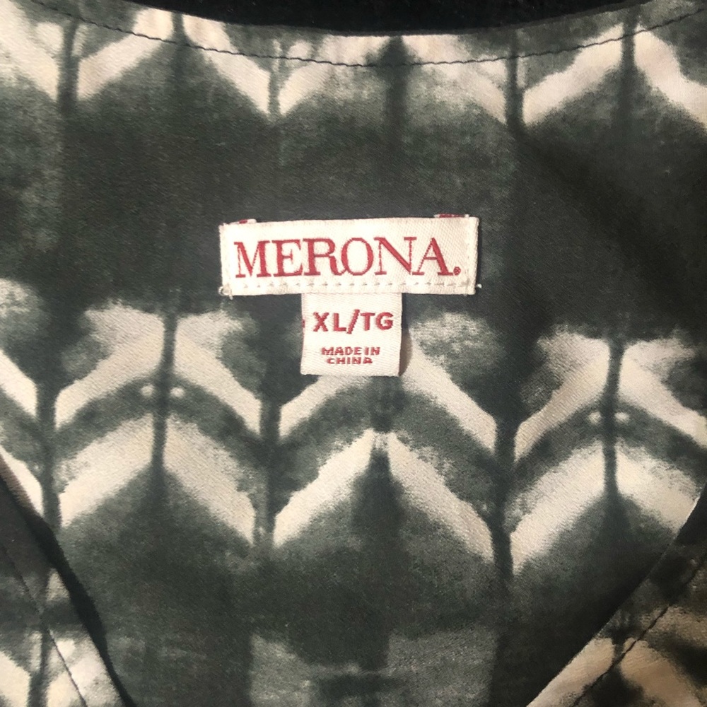 Merona - Picture 4 of 4